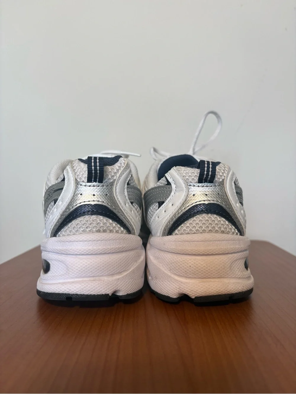 New Balance 530 White and Navy Sneakers US women's shoe size 7